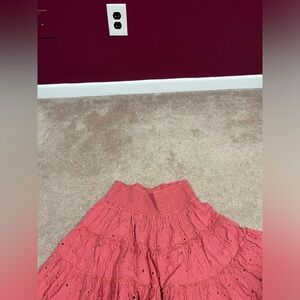 Adorable new pink lace mini skirt by American Eagle size small